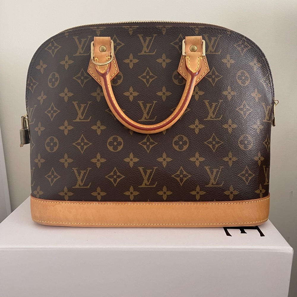 Louis Vuitton Alma PM Vintage Great Condition No Dustbag